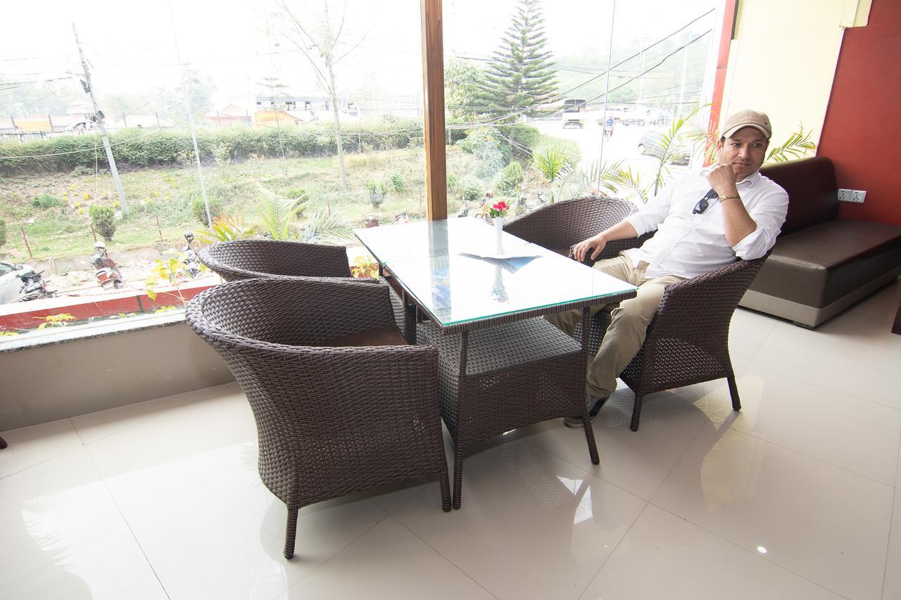 Hotel Dine & Dream Kathmandu Bagian luar foto