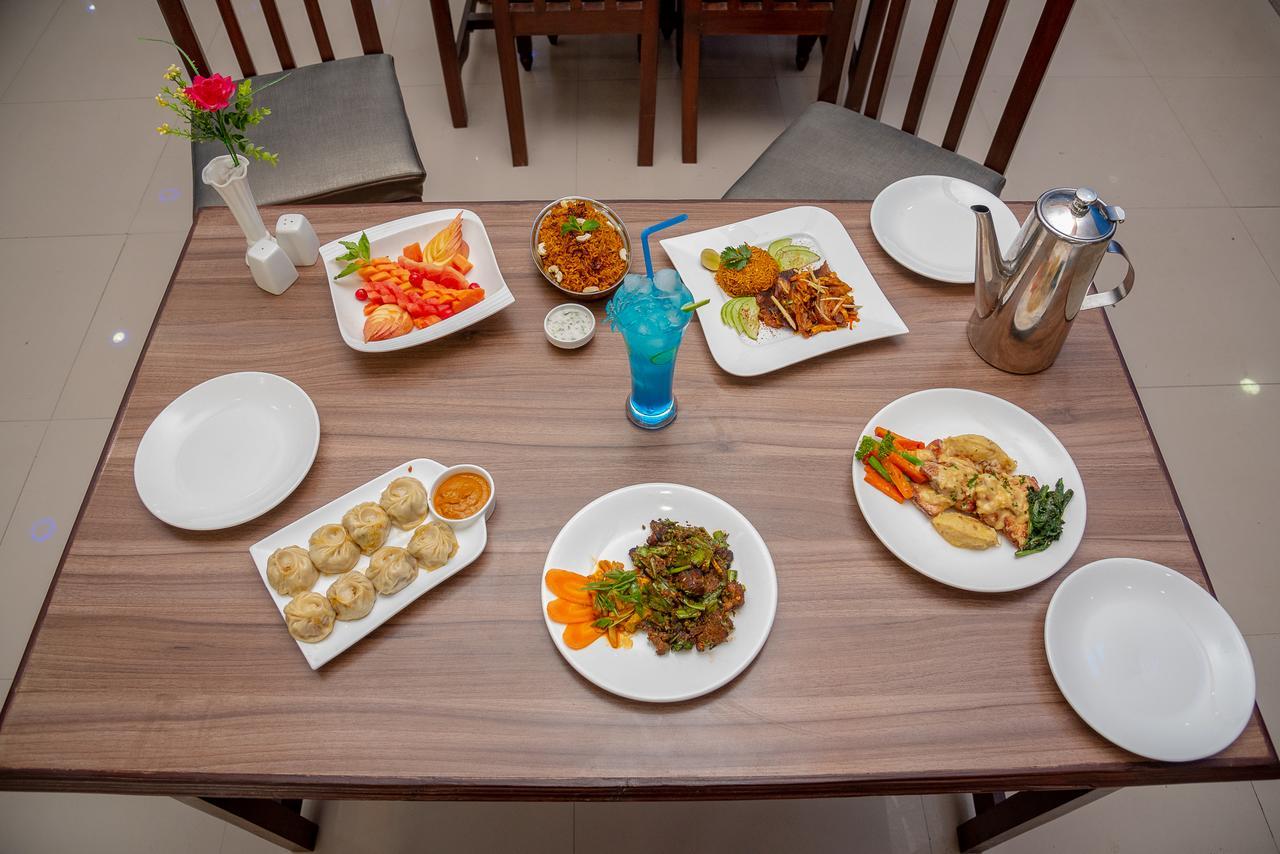 Hotel Dine & Dream Kathmandu Bagian luar foto
