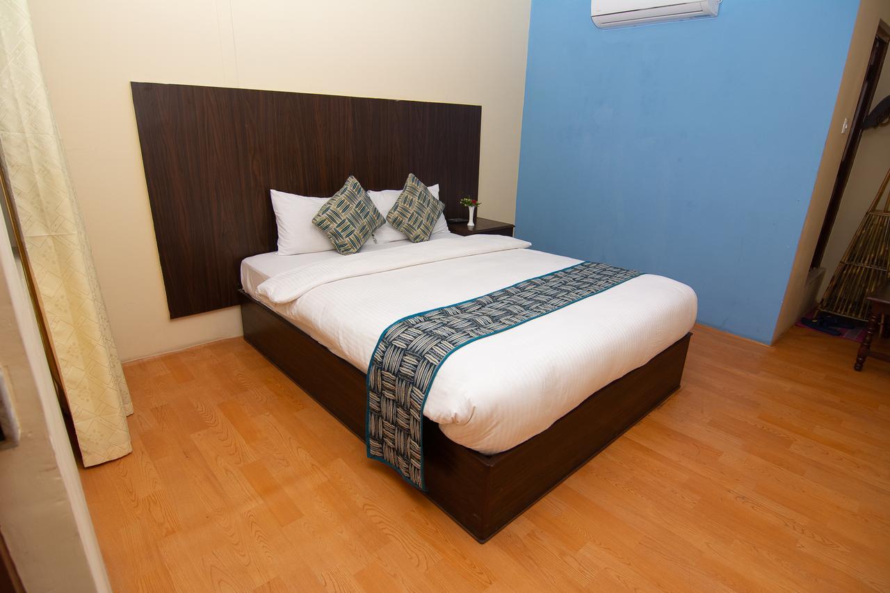Hotel Dine & Dream Kathmandu Bagian luar foto